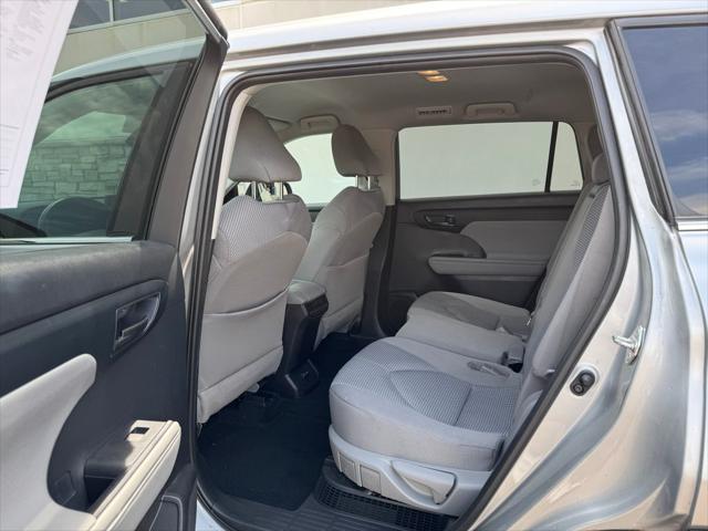 2021 Toyota Highlander Hybrid LE