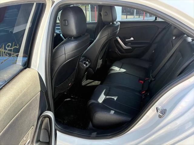 2020 Mercedes-Benz A 220 A 220