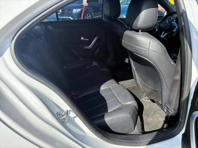 2020 Mercedes-Benz A 220 A 220