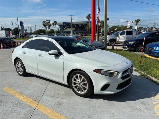 2020 Mercedes-Benz A 220 A 220
