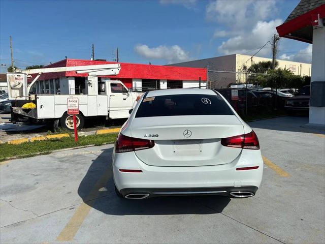 2020 Mercedes-Benz A 220 A 220