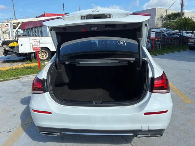 2020 Mercedes-Benz A 220 A 220