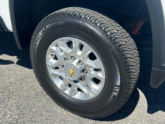 2025 Chevrolet Silverado 2500HD 4WD Crew Cab Standard Bed LT