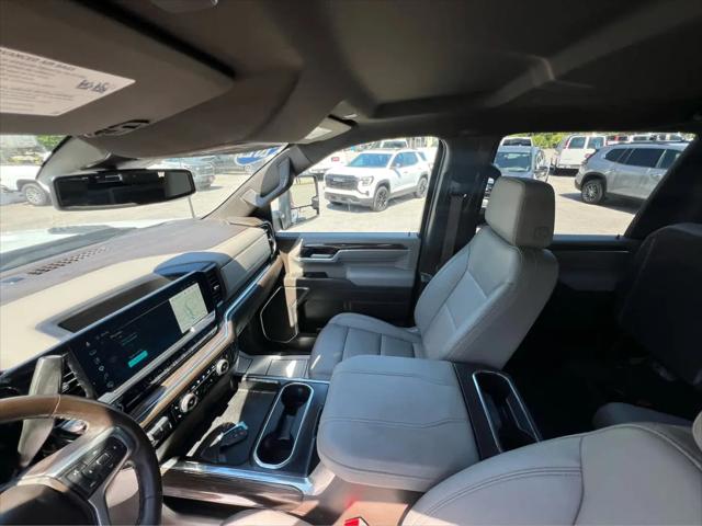 2025 Chevrolet Silverado 2500HD 4WD Crew Cab Standard Bed LT