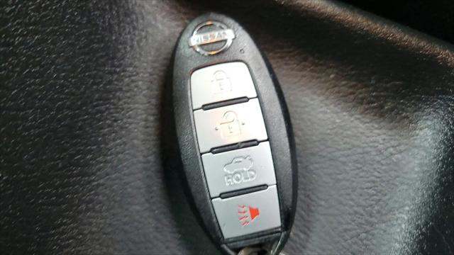 2020 Nissan Versa SV Xtronic CVT