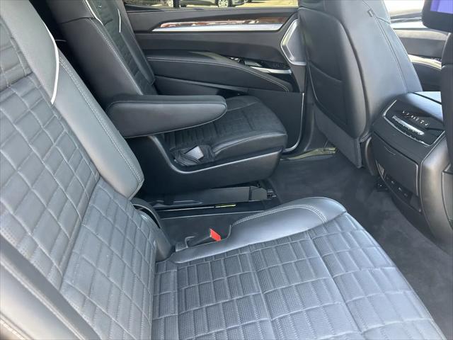 2025 Cadillac Escalade Sport Platinum