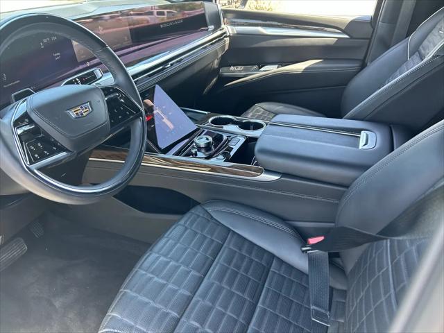 2025 Cadillac Escalade Sport Platinum
