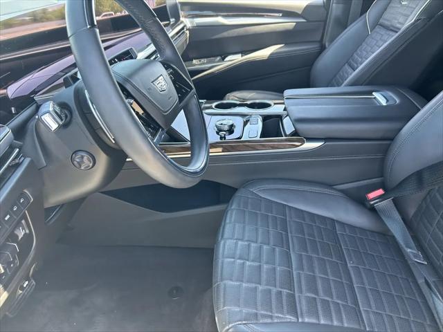 2025 Cadillac Escalade Sport Platinum