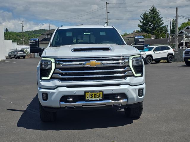 2026 Chevrolet Silverado 3500HD Crew Cab, Standard Bed, High Country, 4WD