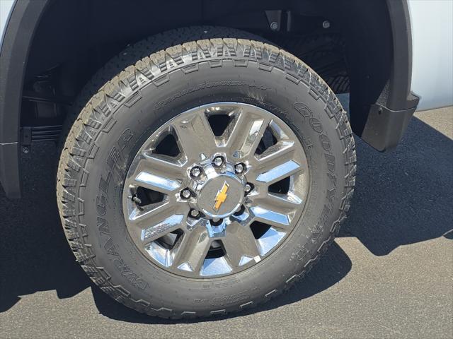 2026 Chevrolet Silverado 3500HD Crew Cab, Standard Bed, High Country, 4WD