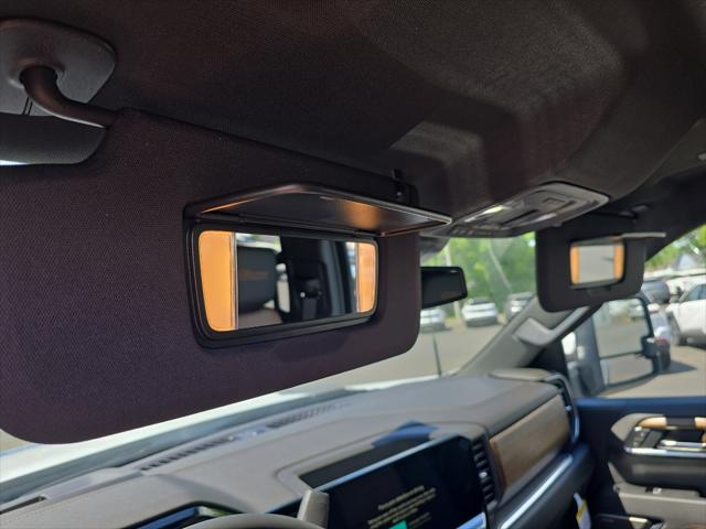 2026 Chevrolet Silverado 3500HD Crew Cab, Standard Bed, High Country, 4WD