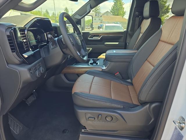 2026 Chevrolet Silverado 3500HD Crew Cab, Standard Bed, High Country, 4WD