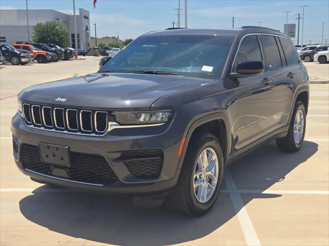 2025 Jeep Grand Cherokee Laredo X 4x2