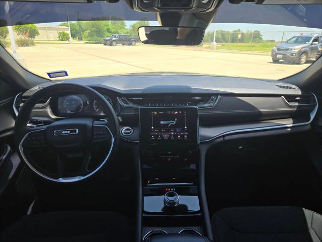 2025 Jeep Grand Cherokee Laredo X 4x2