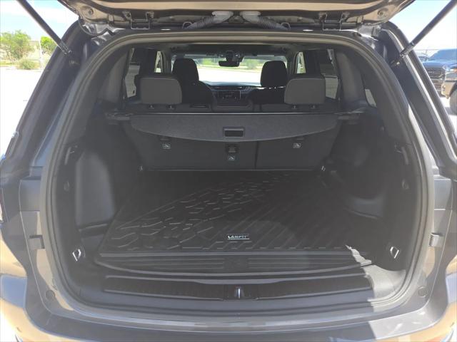 2025 Jeep Grand Cherokee Laredo X 4x2