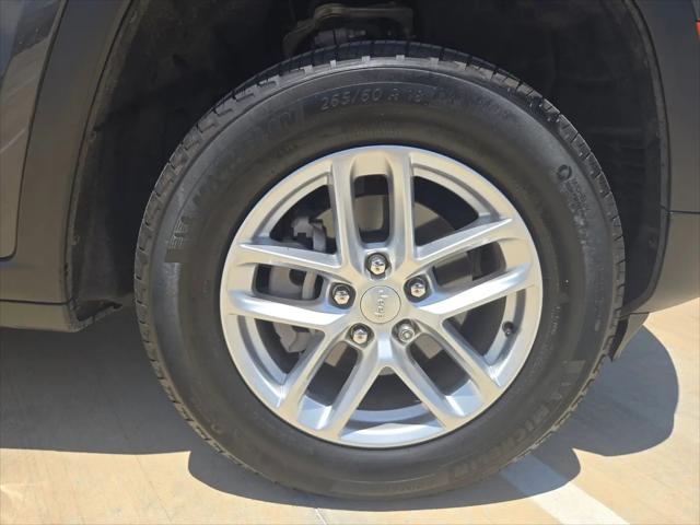 2025 Jeep Grand Cherokee Laredo X 4x2