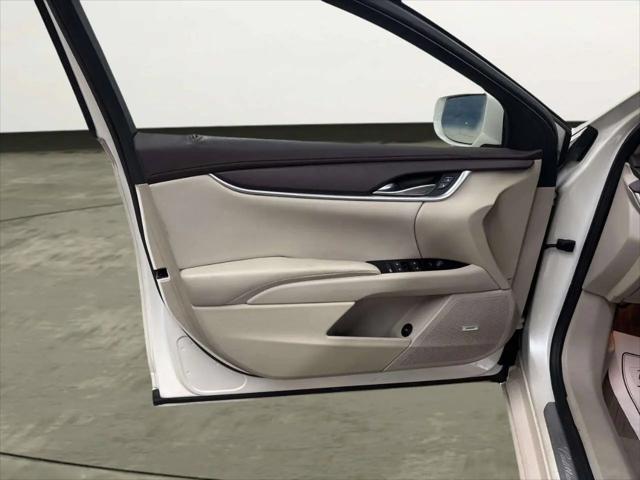 2013 Cadillac XTS Standard