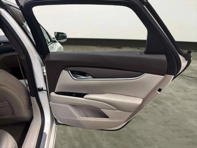 2013 Cadillac XTS Standard