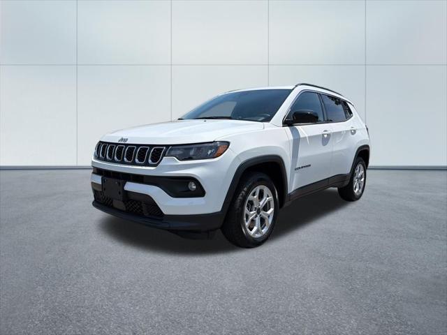 2025 Jeep Compass Latitude 4x4 2025 Jeep Compass Latitude 4x4