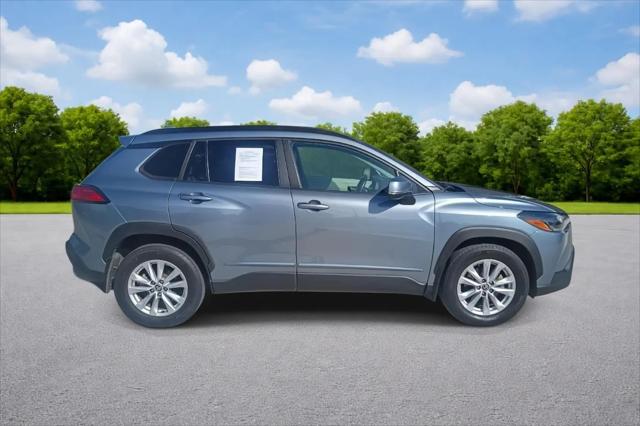 2022 Toyota Corolla Cross LE