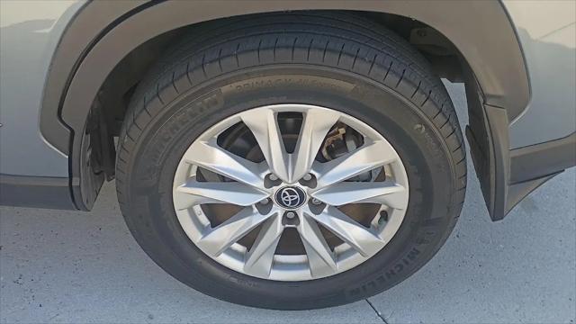 2022 Toyota Corolla Cross LE