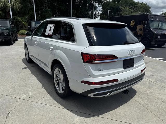 2022 Audi Q7 Premium 55 TFSI quattro Tiptronic