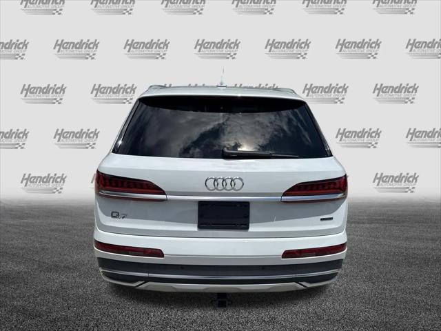 2022 Audi Q7 Premium 55 TFSI quattro Tiptronic