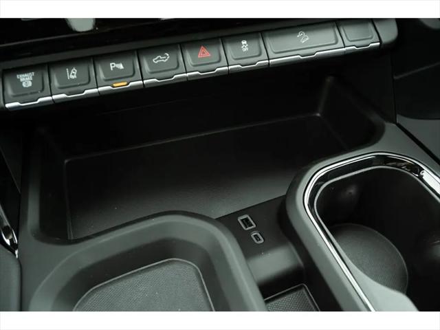 2026 GMC Sierra 2500HD Crew Cab, Standard Bed, AT4, 4WD