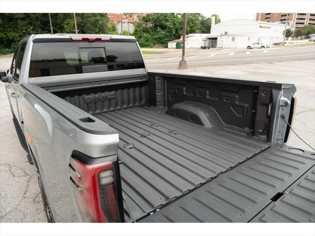 2026 GMC Sierra 2500HD Crew Cab, Standard Bed, AT4, 4WD