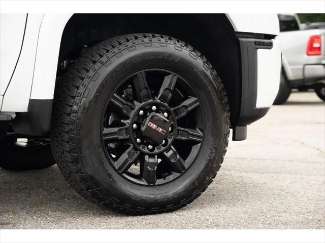2026 GMC Sierra 2500HD Crew Cab, Standard Bed, AT4, 4WD