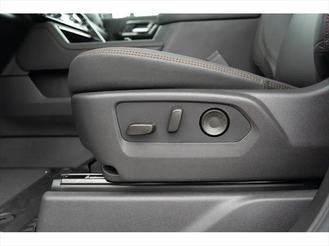 2026 GMC Sierra 2500HD Crew Cab, Standard Bed, AT4, 4WD