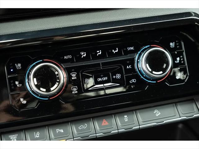 2026 GMC Sierra 2500HD Crew Cab, Standard Bed, AT4, 4WD