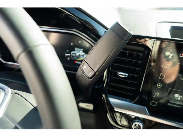 2026 GMC Sierra 2500HD Crew Cab, Standard Bed, SLT, 4WD