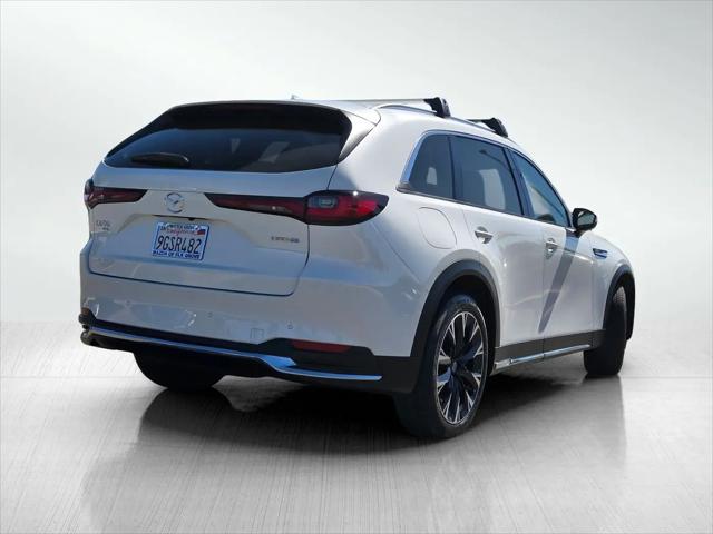 2024 Mazda X-90 Premium Plus