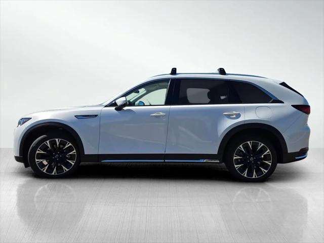 2024 Mazda X-90 Premium Plus