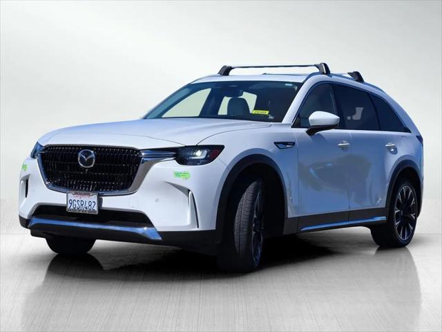 2024 Mazda X-90 Premium Plus