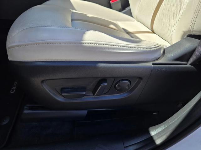 2024 Mazda X-90 Premium Plus