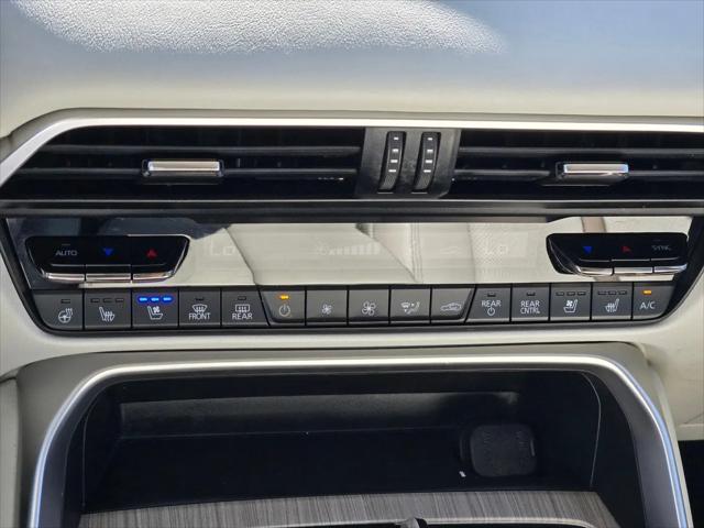 2024 Mazda X-90 Premium Plus
