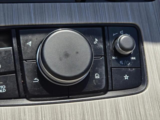 2024 Mazda X-90 Premium Plus