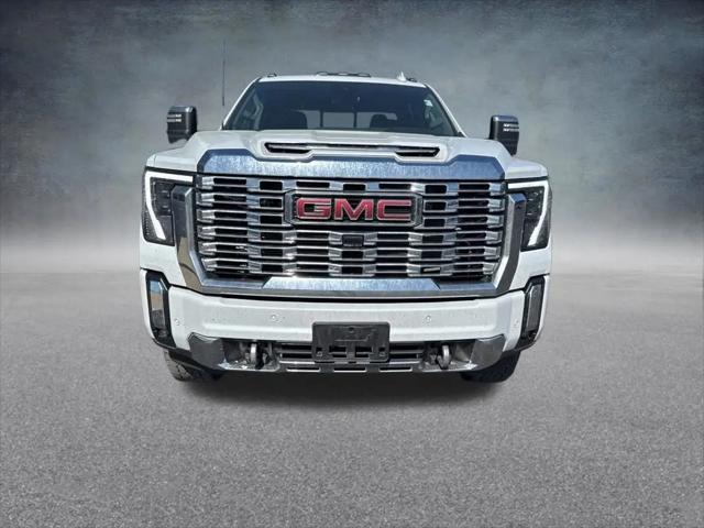 2026 GMC Sierra 2500HD Crew Cab, Standard Bed, Denali, 4WD