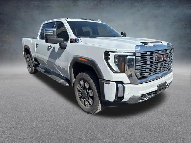 2026 GMC Sierra 2500HD Crew Cab, Standard Bed, Denali, 4WD