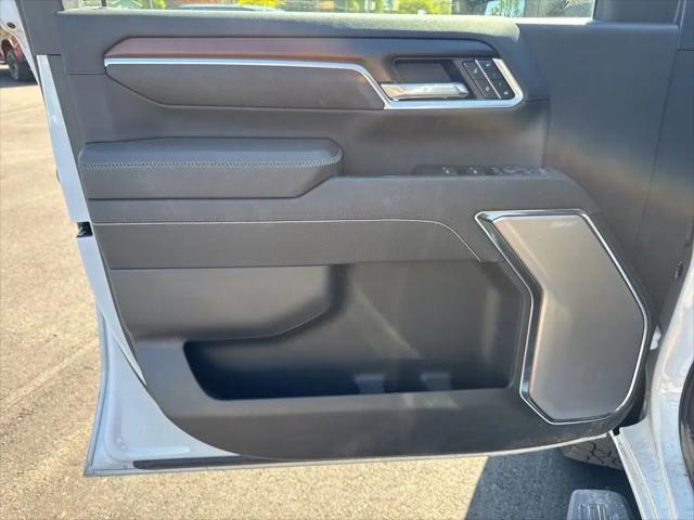 2026 GMC Sierra 2500HD Crew Cab, Standard Bed, Denali, 4WD