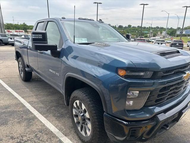 2026 Chevrolet Silverado 2500HD Double Cab, Standard Bed, Custom, 4WD
