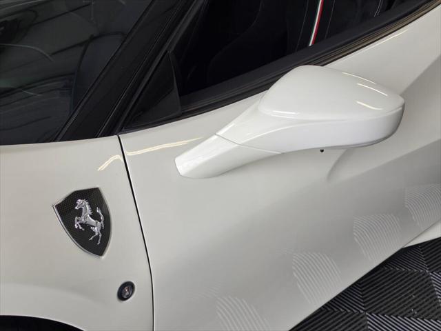 2022 Ferrari F8 Tributo Base