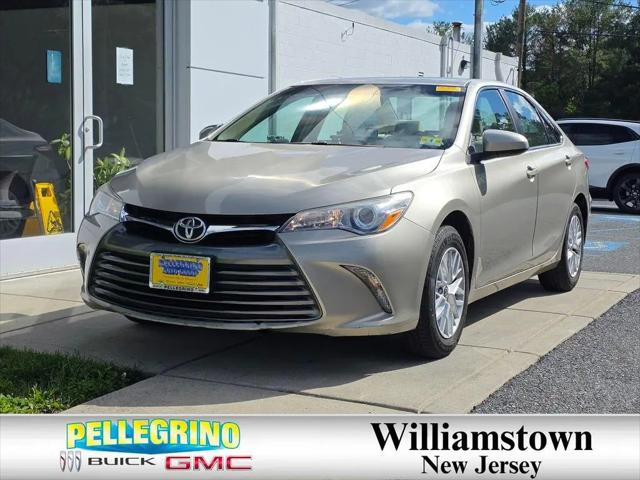2017 Toyota Camry LE for sale in Williamstown, NJ