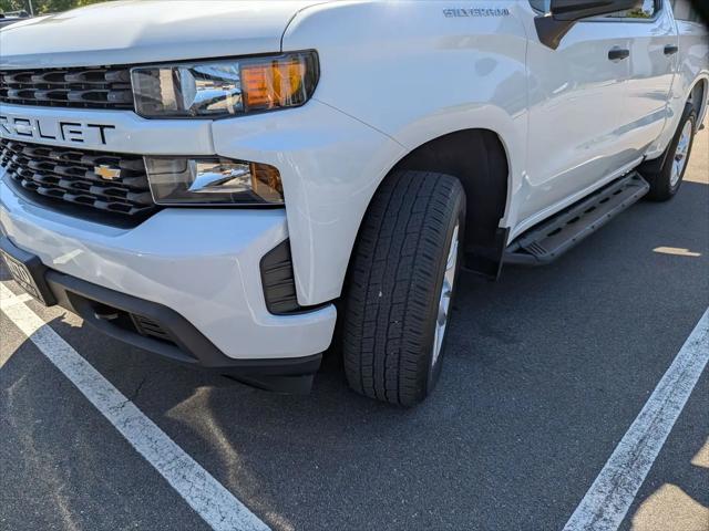 2022 Chevrolet Silverado 1500 4WD Crew Cab Short Bed Custom