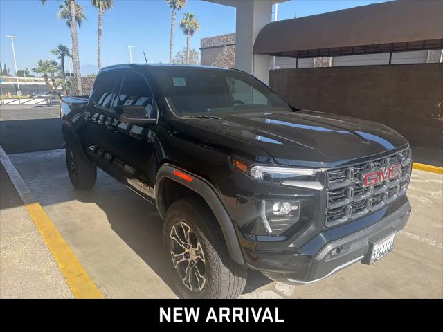2024 GMC Canyon 4WD AT4