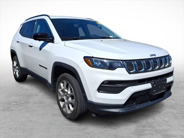 2022 Jeep Compass Latitude Lux 4x4 2022 Jeep Compass Latitude Lux 4x4