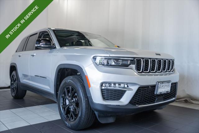 2022 Jeep Grand Cherokee Limited 4x4 2022 Jeep Grand Cherokee Limited 4x4