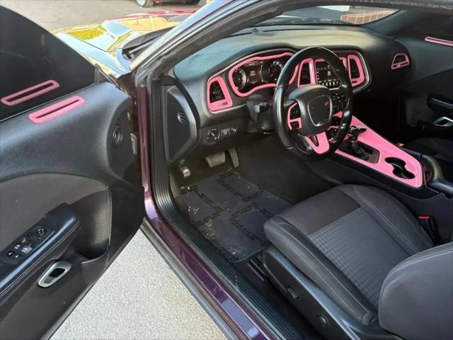 2022 Dodge Challenger SXT